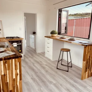 Casa Móvil sobre Chasis — Tiny House Renovada en Perfecto Estado
