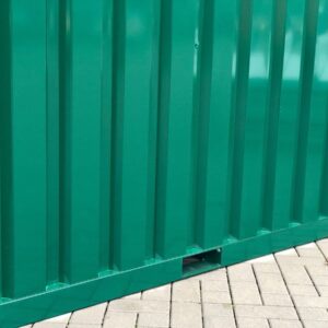 Contenedor de materiales MC3, lacado en RAL 6005 verde musgo, Al. 2090 × An. 2142 × Pr. 2950 mm, puerta frontal de una hoja