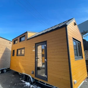 Tiny House Aurora – Casa Móvil sobre Ruedas con Altillo
