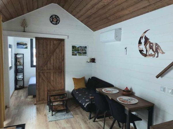 Tiny House 10 × 3,5 m – 35 m² con Terraza – Estilo Cabaña con Altillo - Imagen 3